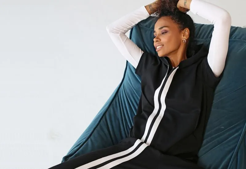 Как ухаживать за черно-белой одеждой?